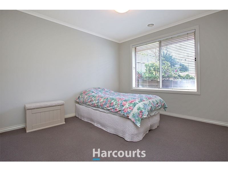 99 Ebony Drive, Pakenham VIC 3810