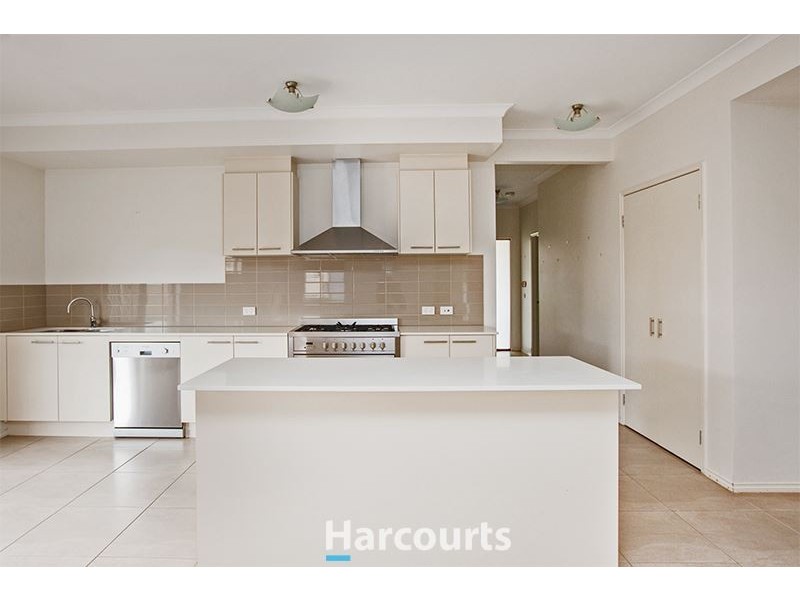 10 Audley Street, Pakenham VIC 3810