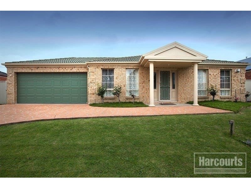 9 Willowbank Pocket, Pakenham VIC 3810