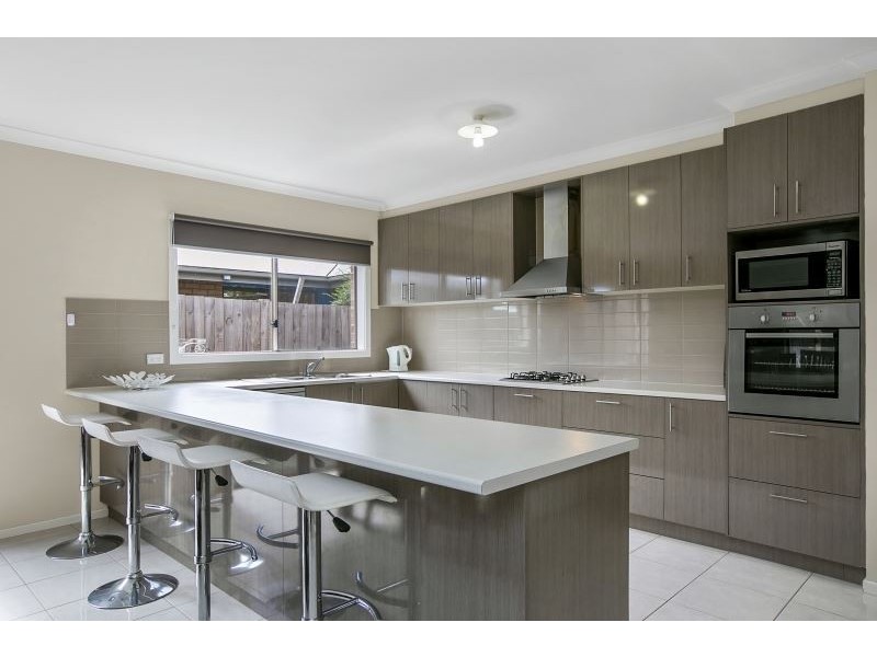 30 Boardwalk Boulevard, Cowes VIC 3922