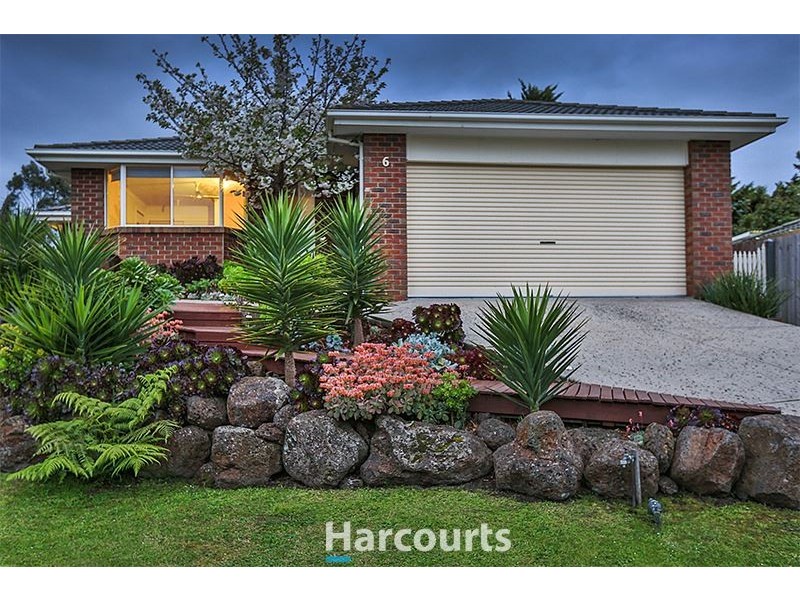 6 Finton Court, Pakenham VIC 3810