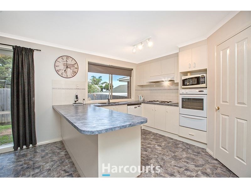 6 Finton Court, Pakenham VIC 3810