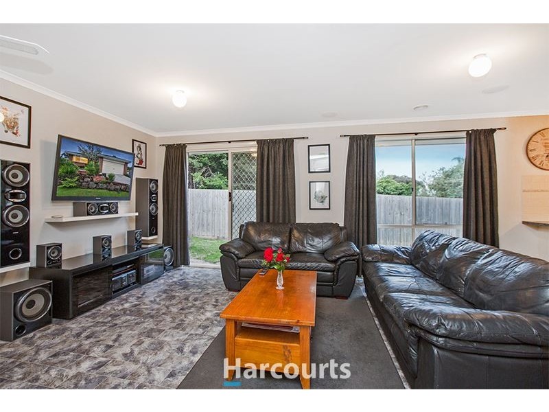 6 Finton Court, Pakenham VIC 3810