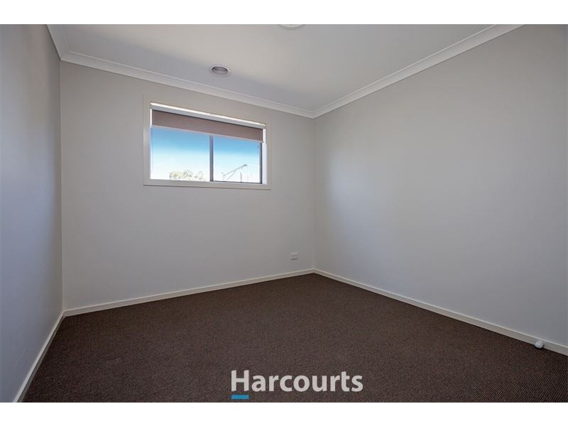 14 Botham Crescent, Pakenham VIC 3810