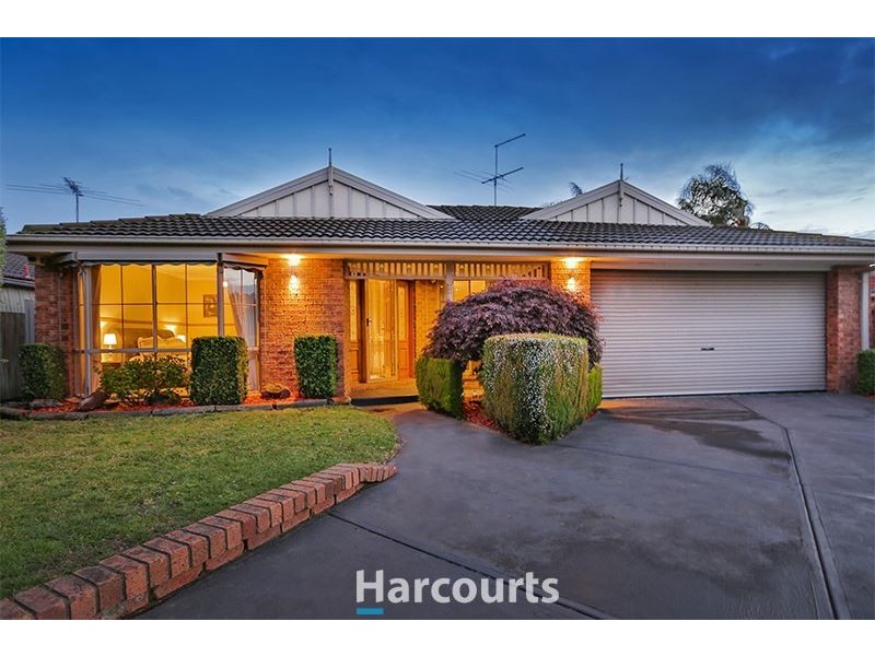 15 Benor Court, Pakenham VIC 3810