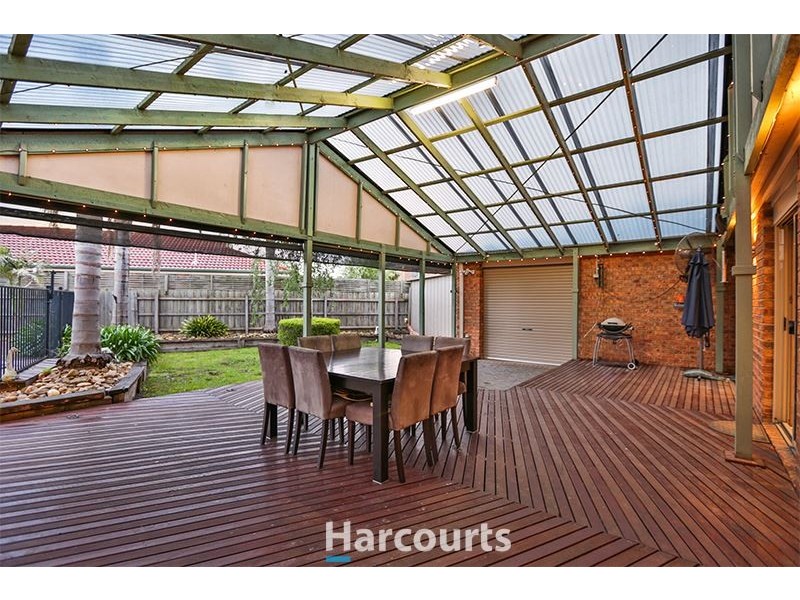 15 Benor Court, Pakenham VIC 3810