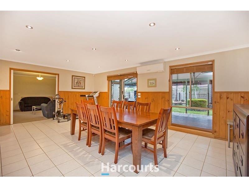 15 Benor Court, Pakenham VIC 3810
