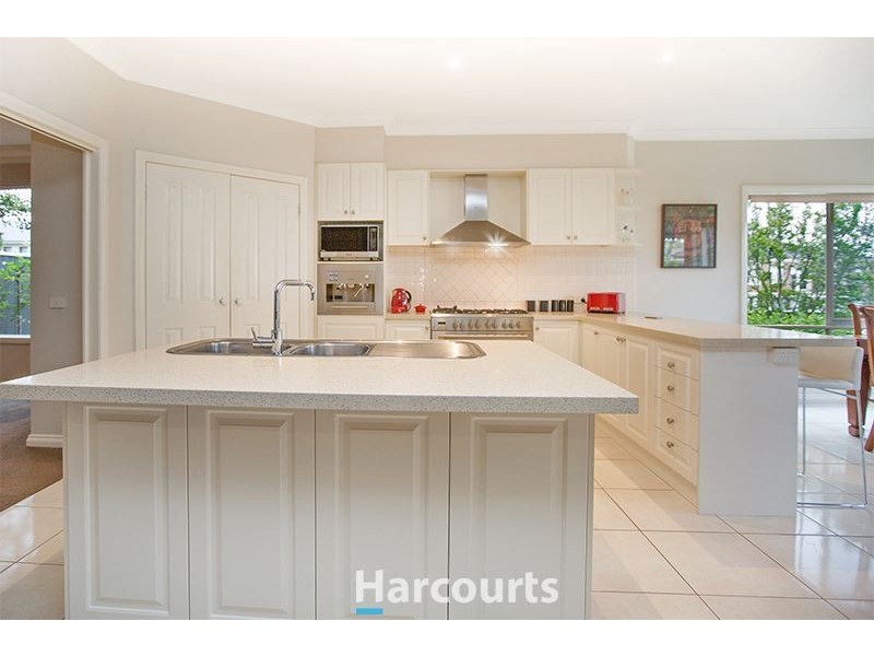 1 Macquarie Circuit, Pakenham VIC 3810