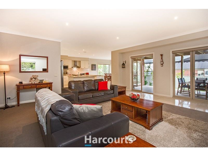 1 Macquarie Circuit, Pakenham VIC 3810