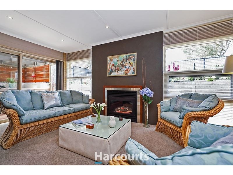 6 Huron Parkway, Pakenham VIC 3810