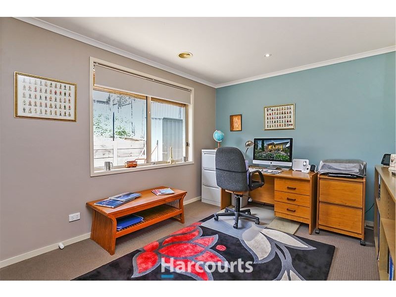 6 Huron Parkway, Pakenham VIC 3810