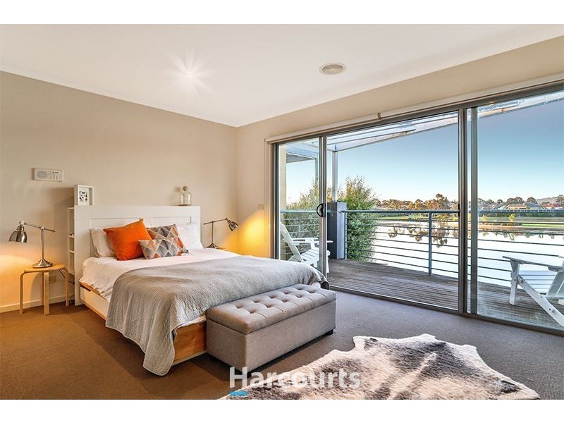 7/2 The Entrance, Pakenham VIC 3810