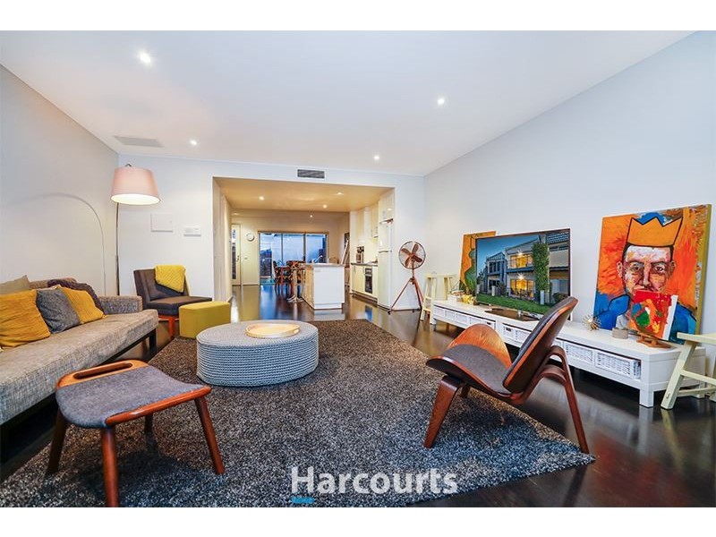 7/2 The Entrance, Pakenham VIC 3810