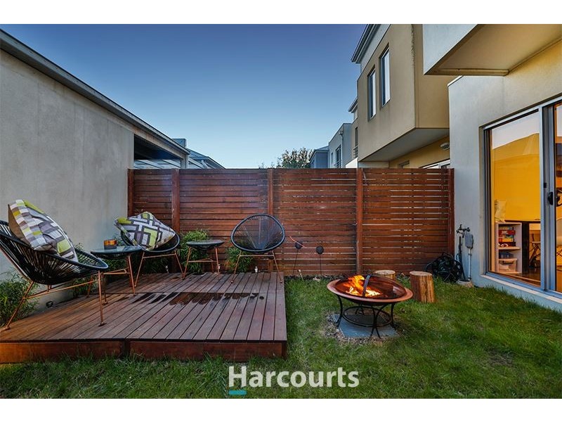 7/2 The Entrance, Pakenham VIC 3810