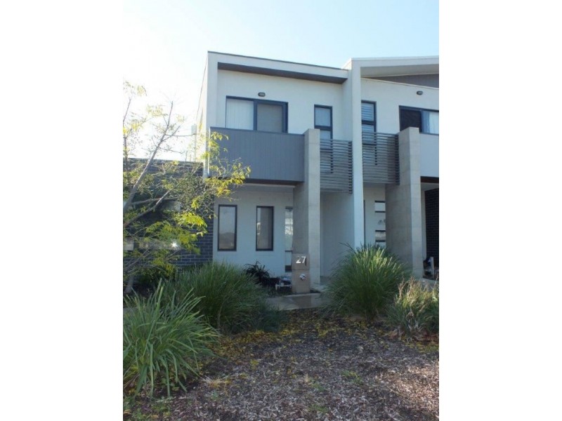 27 Flemington Rise, Officer VIC 3809