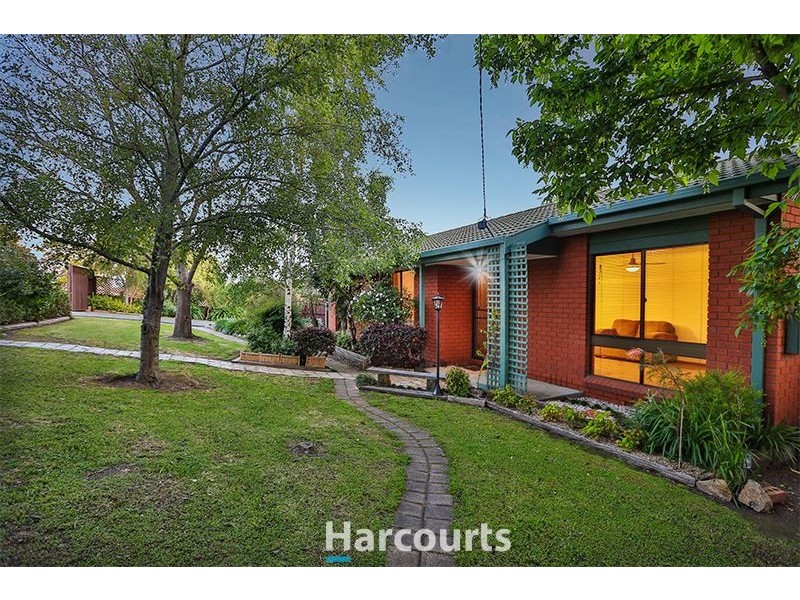 9 Eagle Drive, Pakenham VIC 3810