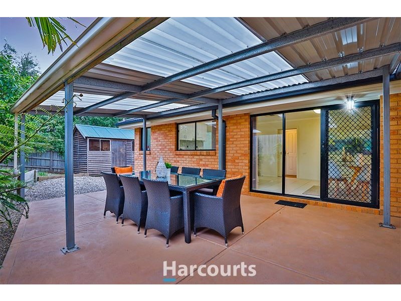 17 Luca Place, Pakenham VIC 3810