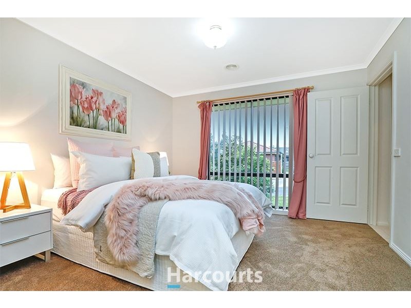 17 Luca Place, Pakenham VIC 3810