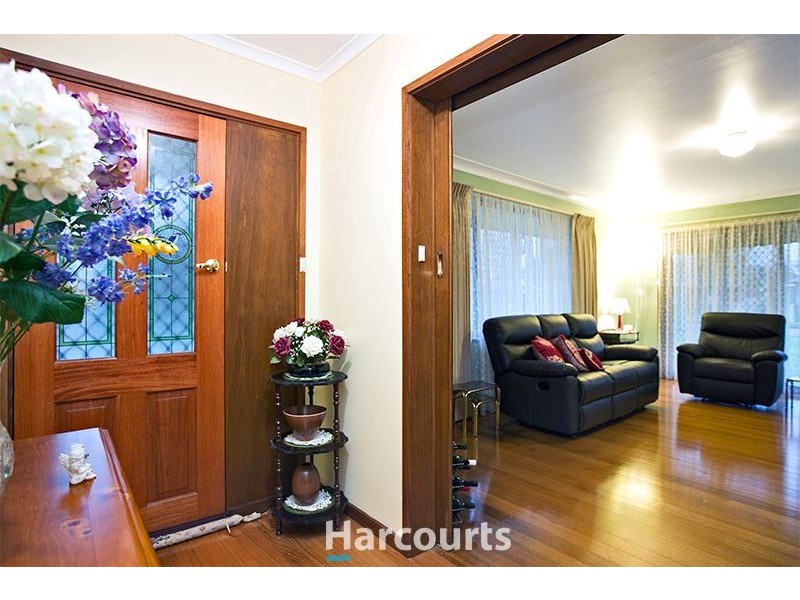 4 Rosalie Court, Pakenham VIC 3810