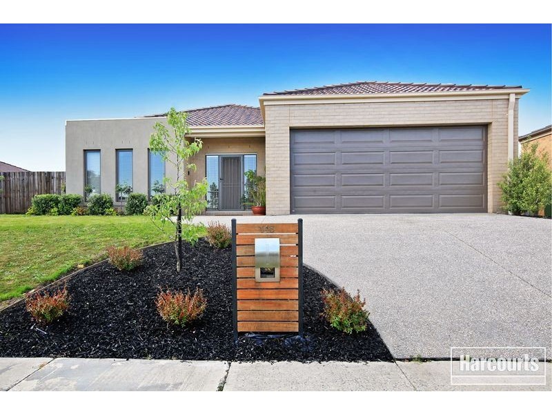 148 Webster Way, Pakenham VIC 3810