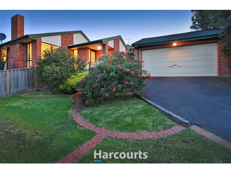 27 Union Avenue, Pakenham VIC 3810