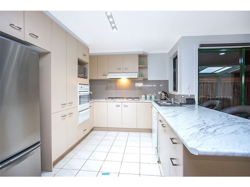 27 Union Avenue, Pakenham VIC 3810