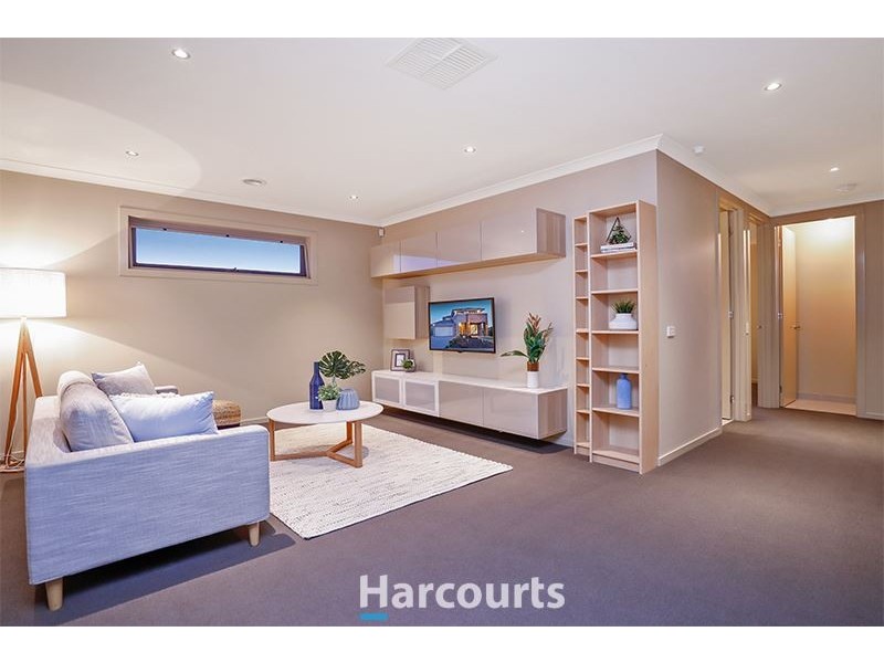 2 Devonia Street, Pakenham VIC 3810