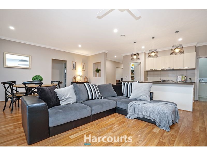 16 Tahoe Circuit, Pakenham VIC 3810