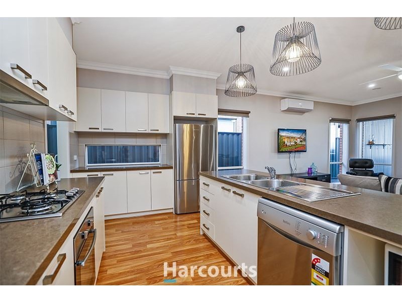 16 Tahoe Circuit, Pakenham VIC 3810