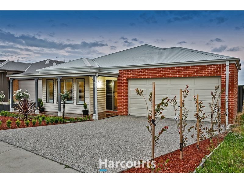 16 Tahoe Circuit, Pakenham VIC 3810