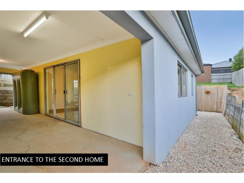 5 Yellow Gum Drive, Pakenham VIC 3810