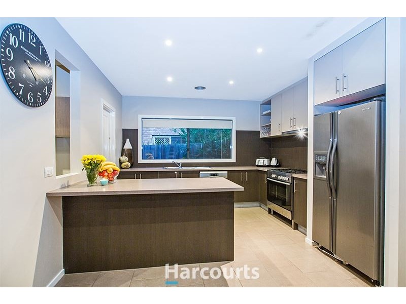 13 Ralron Court, Pakenham VIC 3810