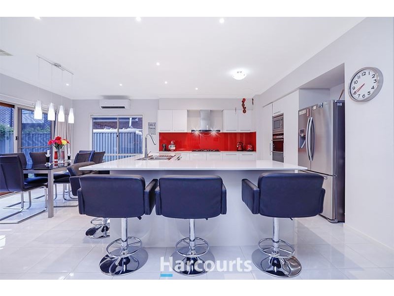 25 Cormorant Parade, Pakenham VIC 3810