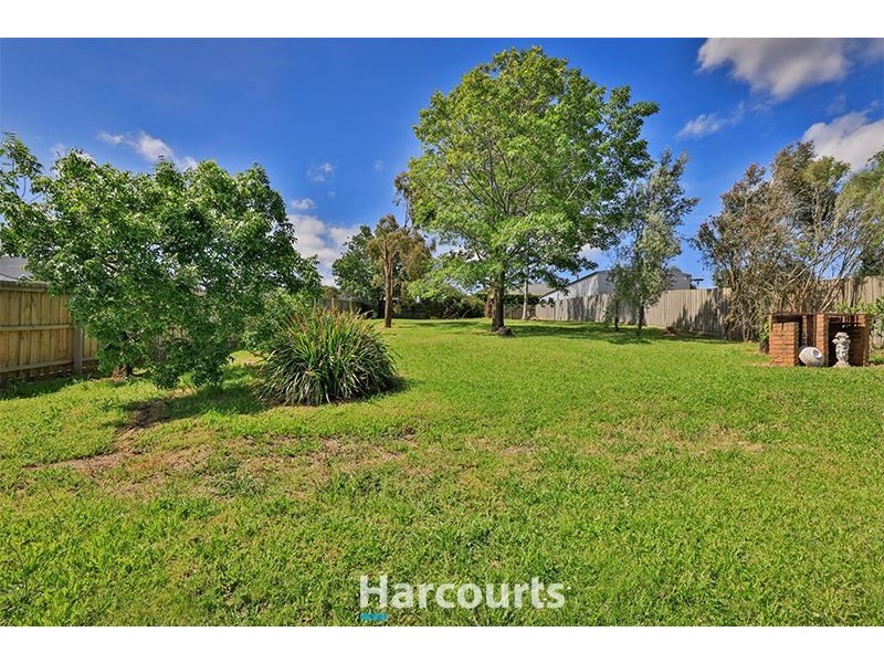 30 Railway Avenue, Garfield VIC 3814