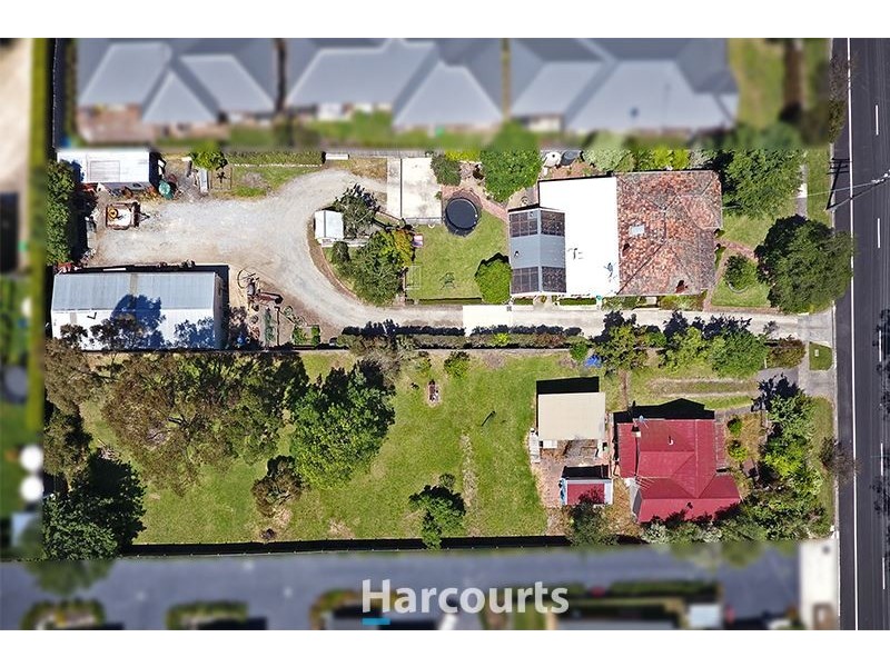 30 Railway Avenue, Garfield VIC 3814