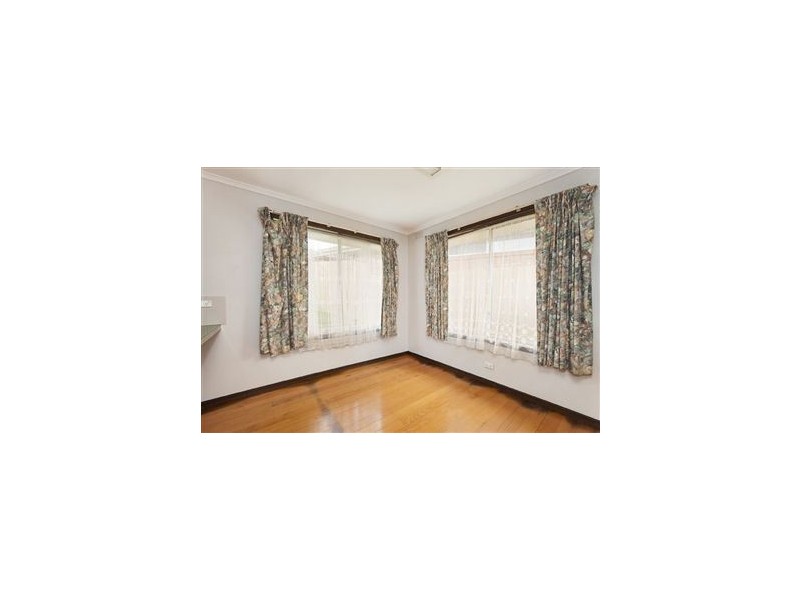 1/2 Leonard Court, Pakenham VIC 3810