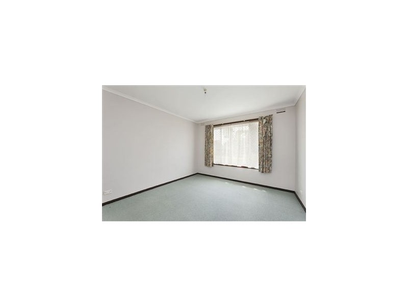 1/2 Leonard Court, Pakenham VIC 3810