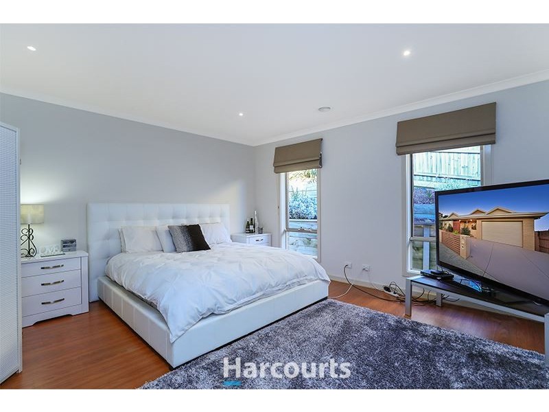 30 Hammerwood Green, Beaconsfield VIC 3807