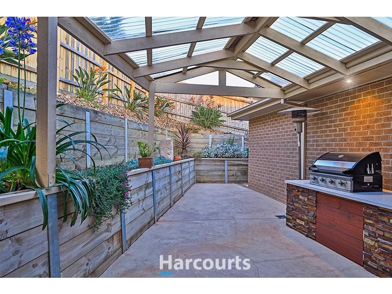 30 Hammerwood Green, Beaconsfield VIC 3807