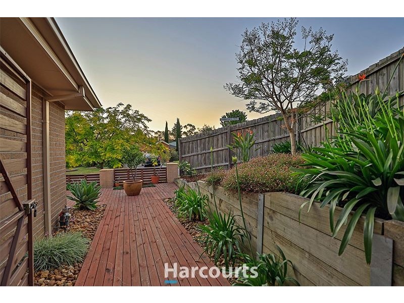 30 Hammerwood Green, Beaconsfield VIC 3807