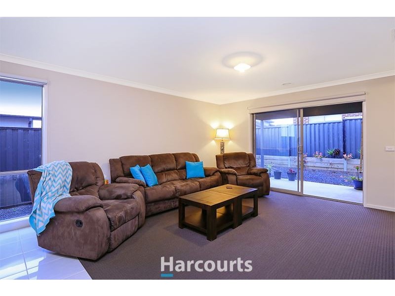 3 Pointer Drive, Pakenham VIC 3810