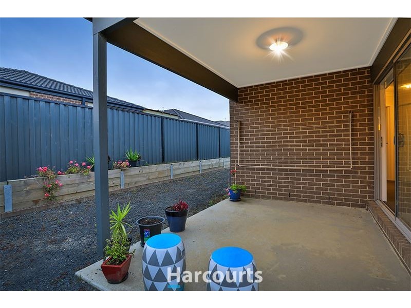3 Pointer Drive, Pakenham VIC 3810