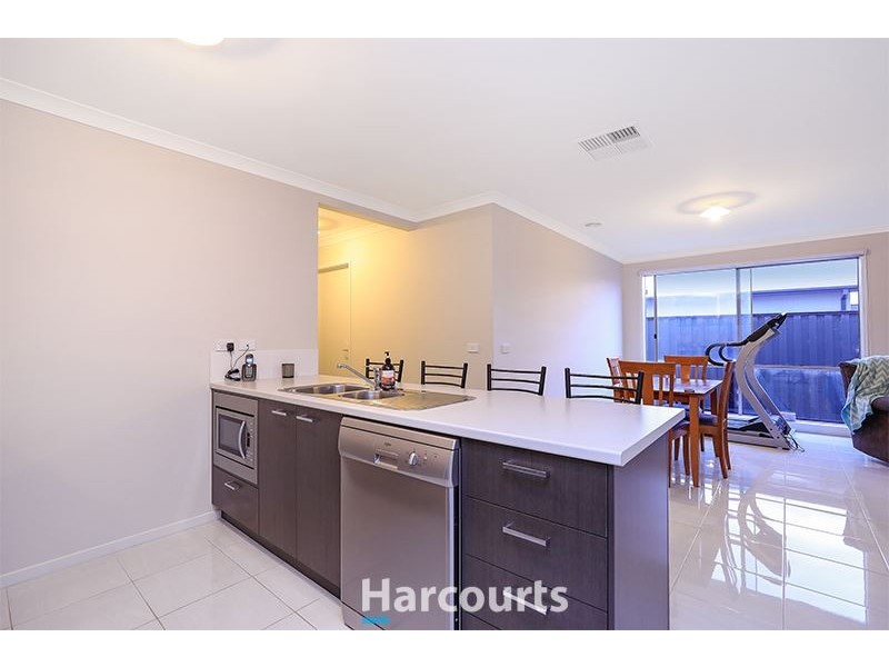 3 Pointer Drive, Pakenham VIC 3810