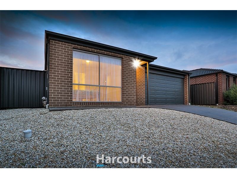 3 Pointer Drive, Pakenham VIC 3810