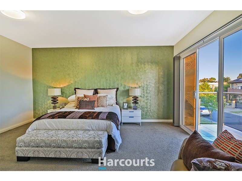 2 Cormorant Parade, Pakenham VIC 3810