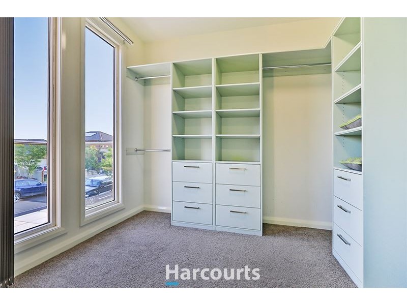 2 Cormorant Parade, Pakenham VIC 3810