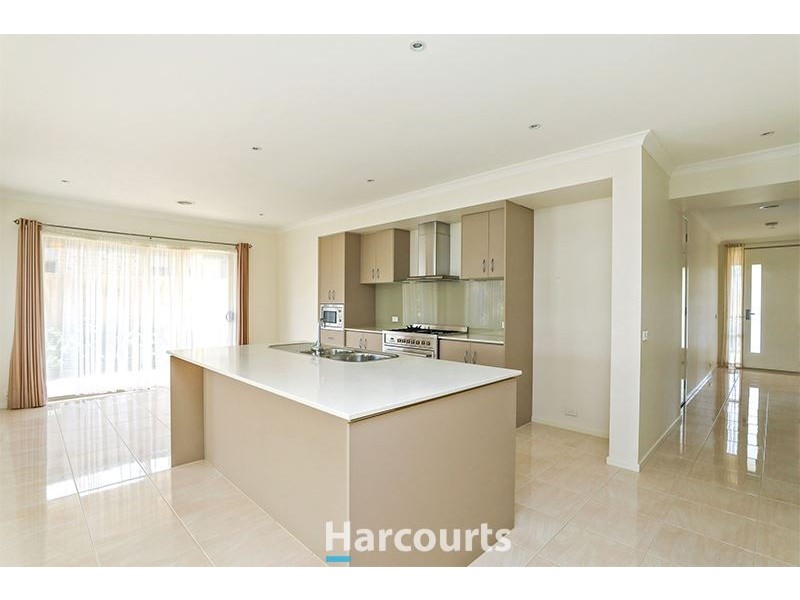 14 Caitlin Drive, Pakenham VIC 3810