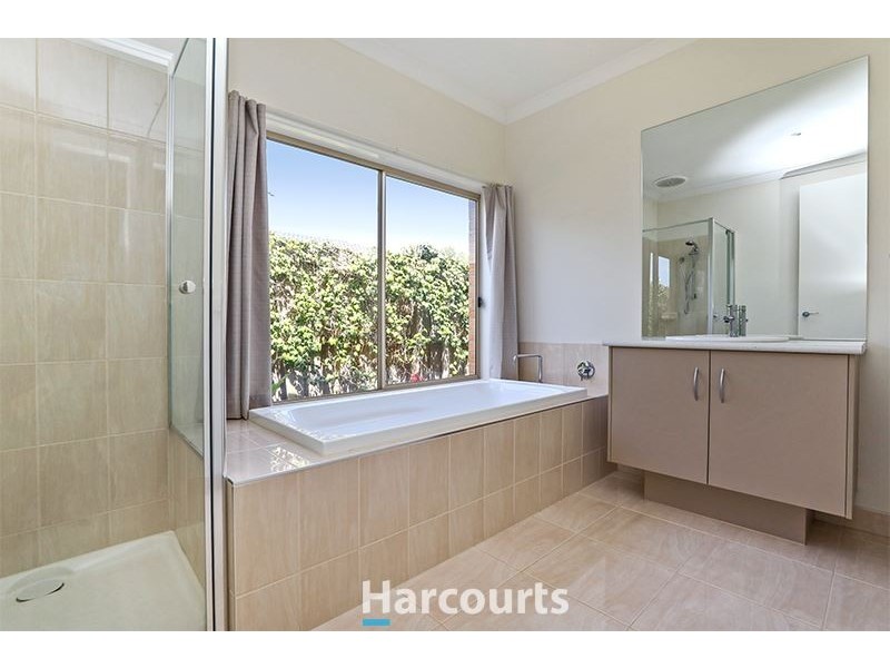 14 Caitlin Drive, Pakenham VIC 3810