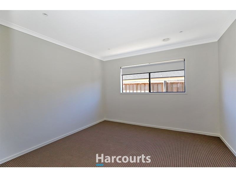 15 Saffron Avenue, Officer VIC 3809