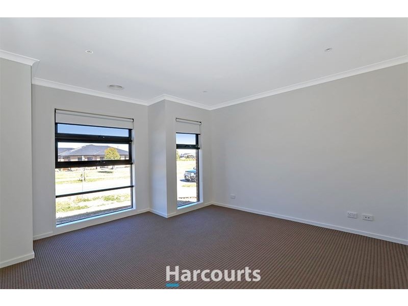 15 Saffron Avenue, Officer VIC 3809